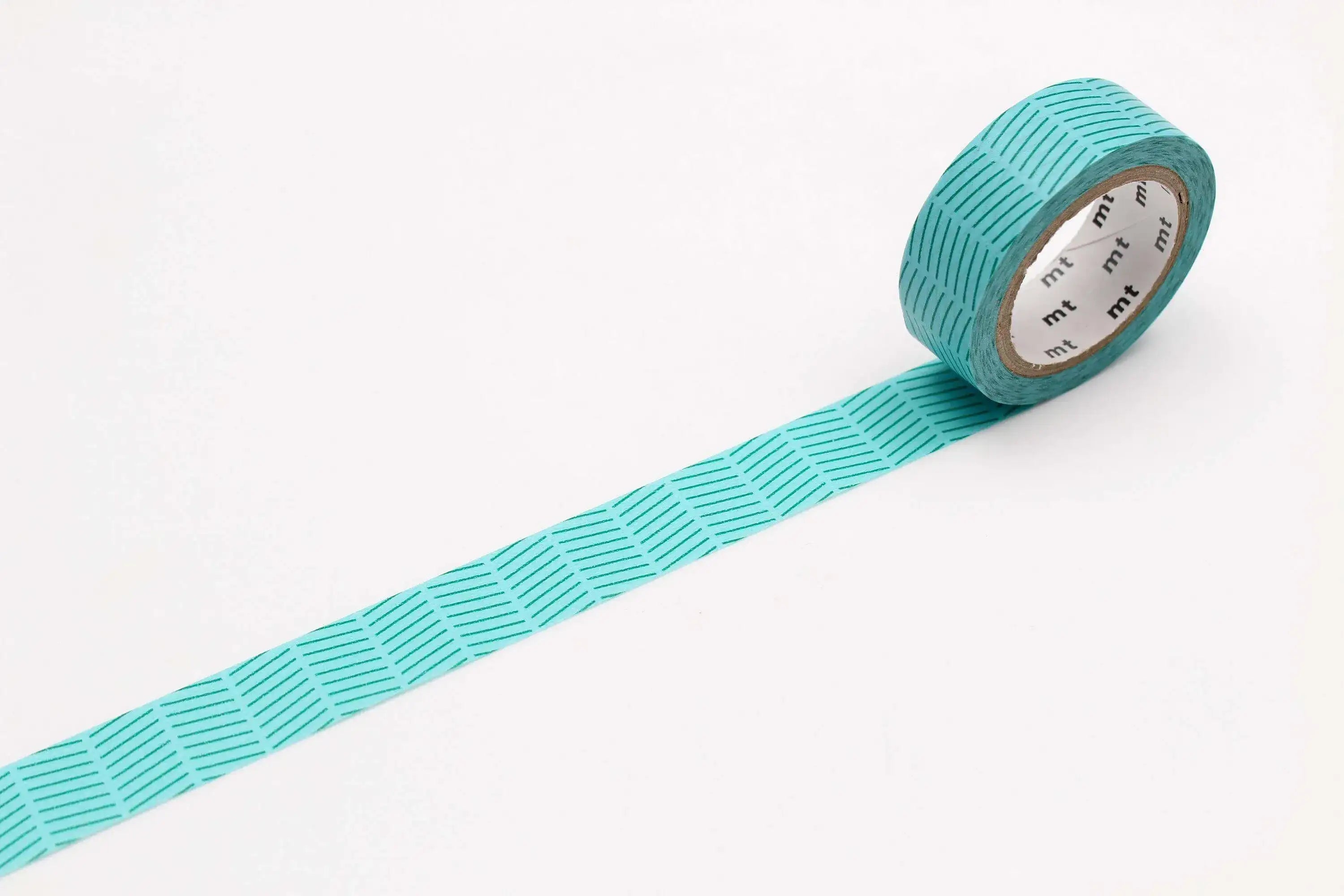 masking-tape-diagonal-green-kunstundspiel-1 - kunstundspiel