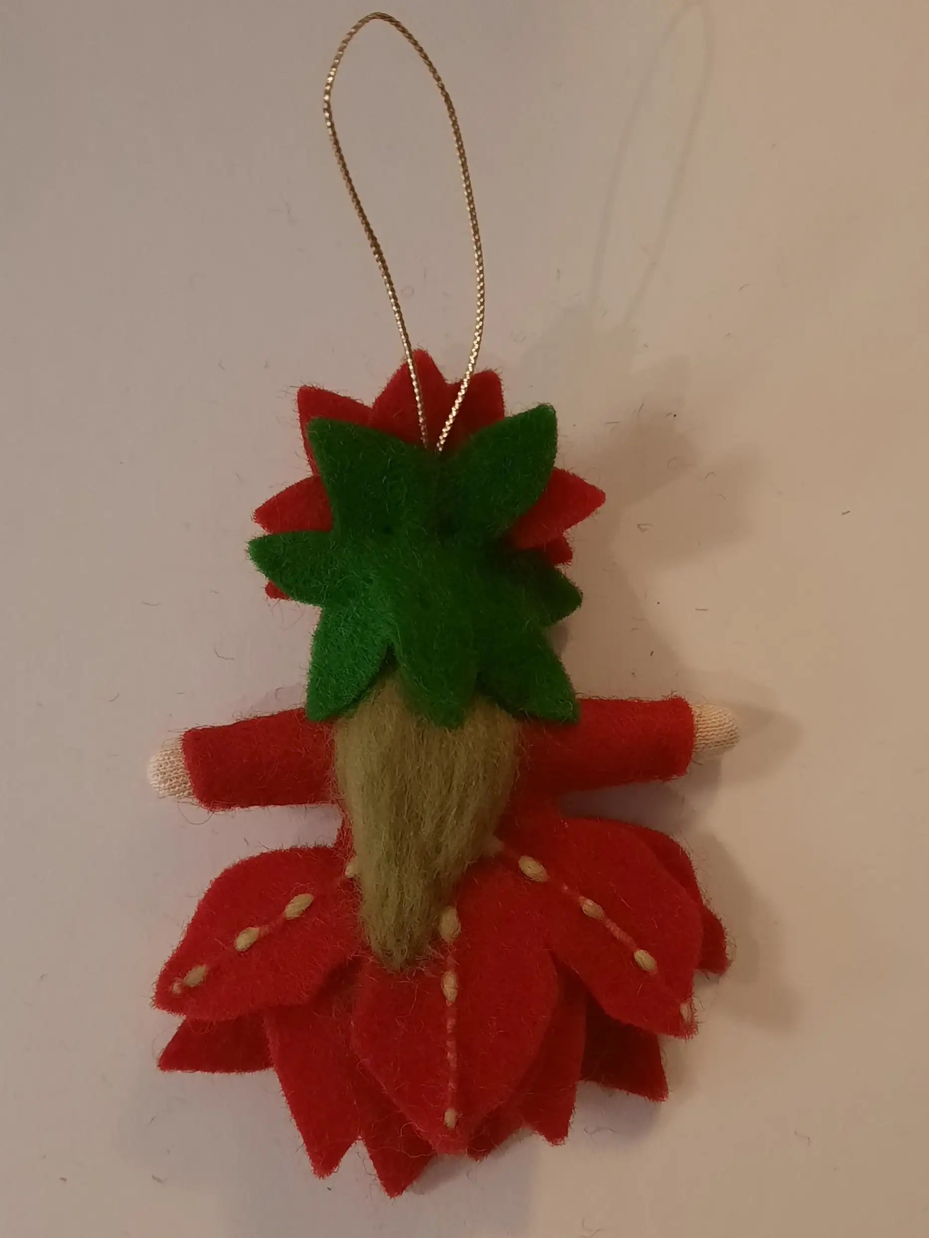 jahreszeitenpuppchen-weihnachtsstern-zum-hangen-kunstundspiel-2 - kunstundspiel 