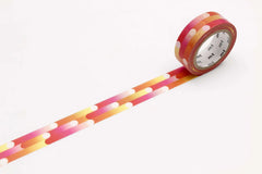 masking-tape-motion-pink-verlaufsstreifen-in-rottonen-kunstundspiel-1 - kunstundspiel 