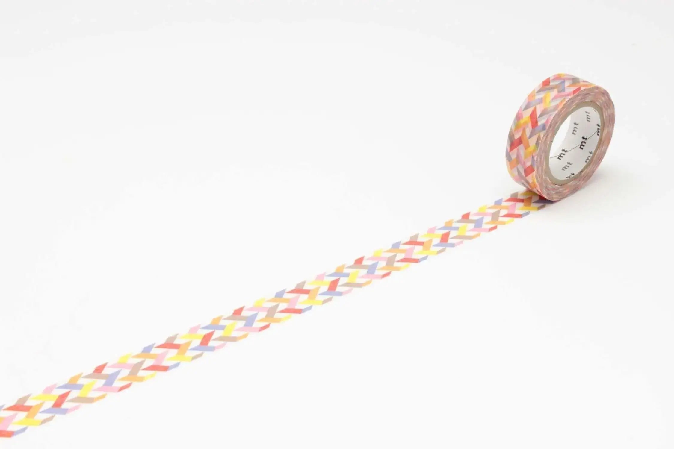masking-tape-slash-red-kunstundspiel-1 - kunstundspiel 