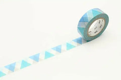 masking-tape-triangle-and-diamond-blue-dreiecke-und-diamanten-muster-blau-kunstundspiel-2 - kunstundspiel 