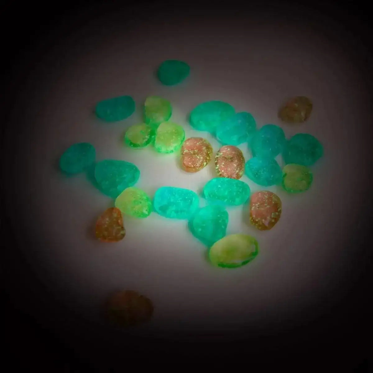 meteoriten-glow-in-the-dark-kunstundspiel-2 - kunstundspiel 