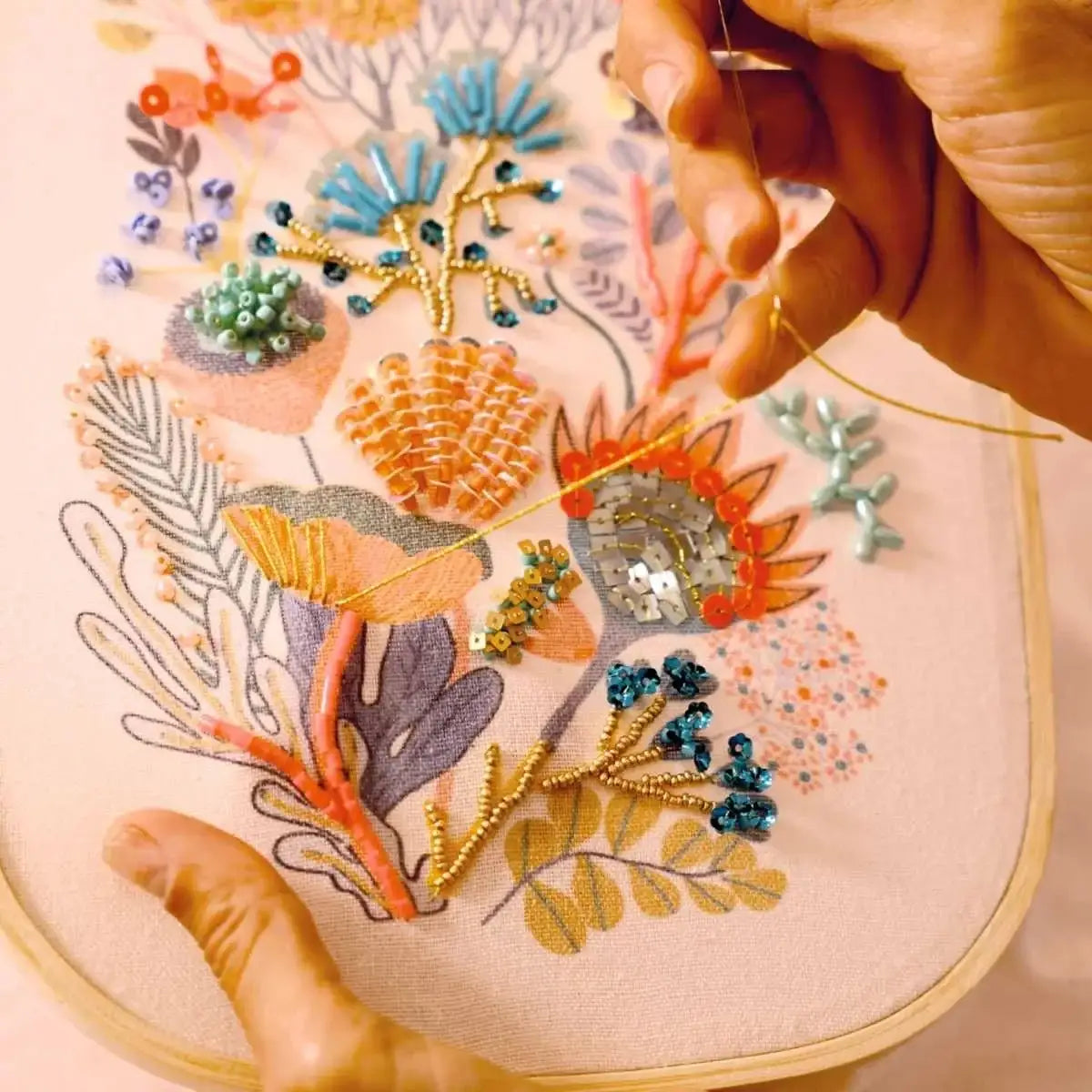 perlenstickerei-blumen-atelier-58-kunstundspiel-5-81541 - kunstundspiel 