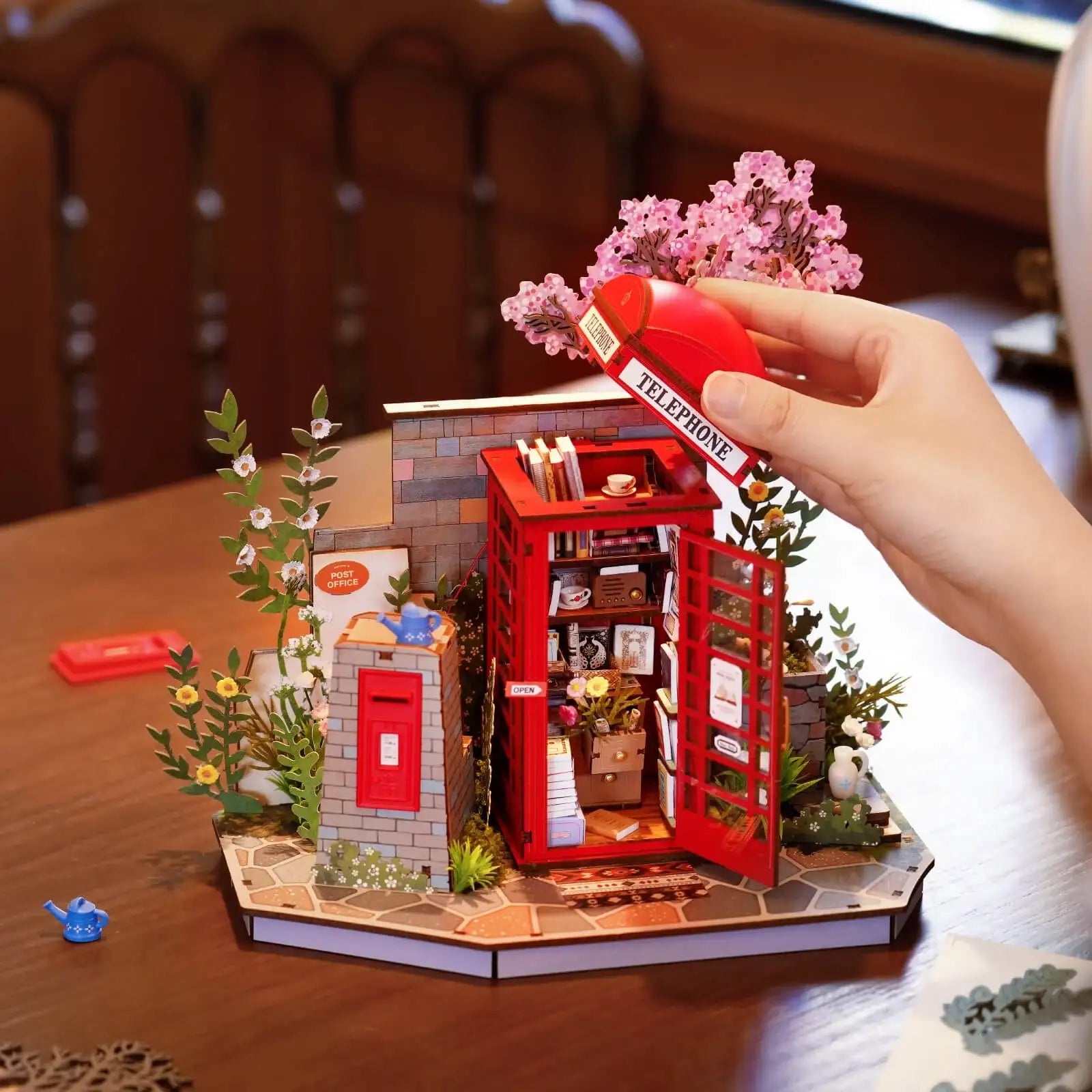 rolife-3d-holzpuzzle-blutenbuchstand-tgs05-kunstundspiel-7 - kunstundspiel 